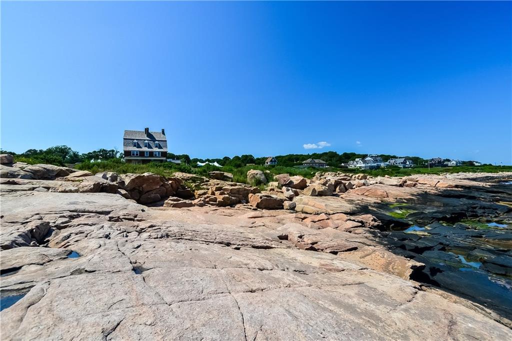 Singles in narragansett ri